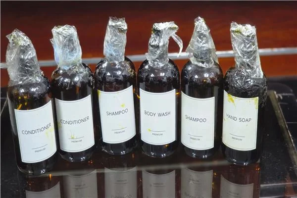 جمارك البريد بالمطار تحبط تهريب زيت القنب المخدر من أمريكا 