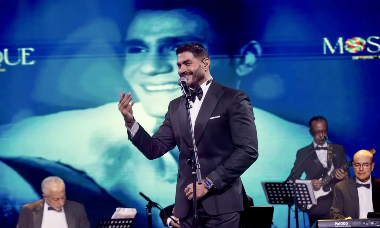 خالد سليم يعلن جولة حفلات بأمريكا ويتألق فى لوس أنجلوس ويحتفل بـ