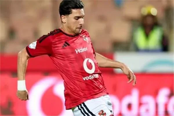  7 لاعبين في الأهلي ينتظرون الظهور الأول أمام الزمالك في القمة 