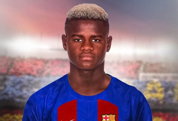 نجم السنغال ينضم الى برشلونة