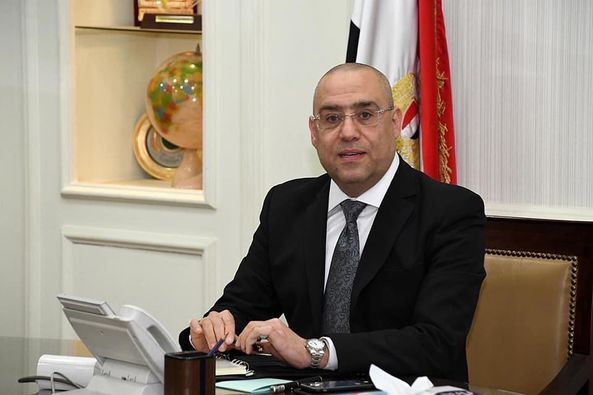 وزير الإسكان: تنفيذ 36 مشروعاً لمياه الشرب والصرف الصحى