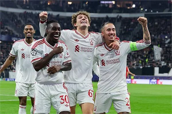 ليفربول يقسو على لاسك بسداسية في دوري الأبطال 