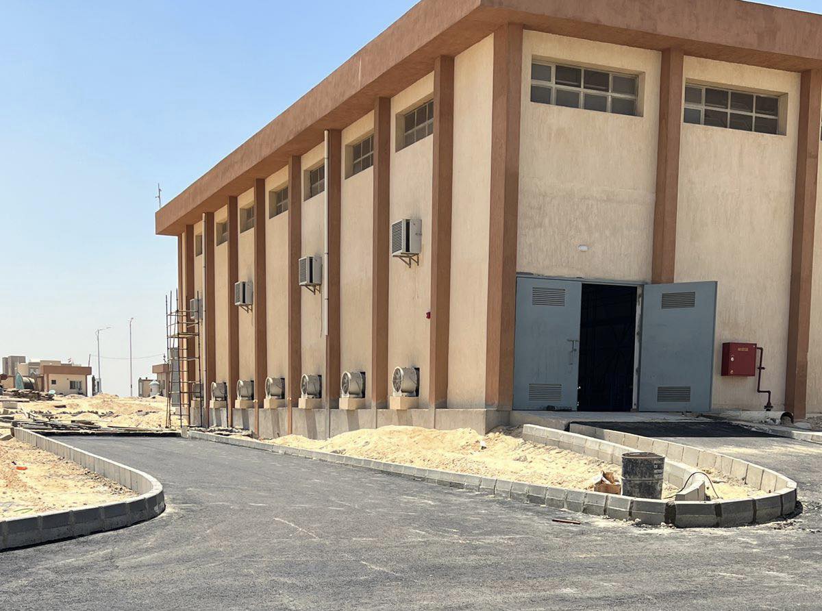  الإسكان :حل عاجل لتغذية المجاورات المستهدفة بالمياه فى الأمل بالعبور الجديدة