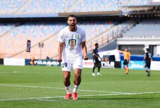 أحمد ياسر ريان يقود هجوم البنك الأهلي امام  سيراميكا