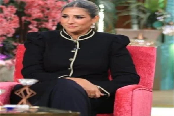  غداً.. آيات أباظة تكشف كواليس رحلتها مع السرطان في «معكم منى الشاذلي» 