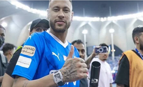 نيمار يقود هجوم الهلال الليلة أمام الرياض بالدوري السعودي