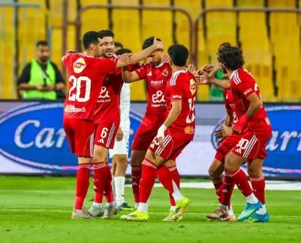 الأهلي يواجه أبو قير للأسمدة في الدوري .. الليلة