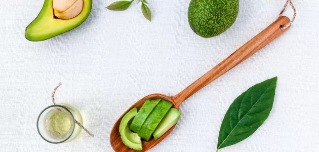 خلطات بزيت الأفوكادو للعناية بالبشرة