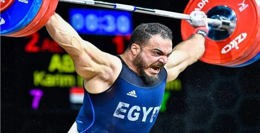 كريم كحلة يحصد 3 ذهبيات ببطولة إفريقيا لرفع الأثقال ويحطم الرقم الإفريقي