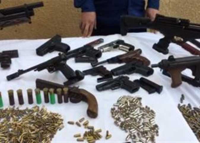 خلال حملة أمنية.. الداخلية تضبط 10 متهمين بـ