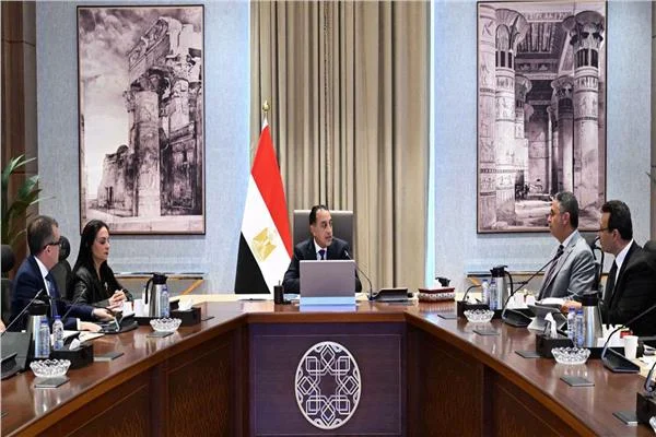  استعدادات منتدى مصر.. «مدبولي» يتابع مستجدات جلسة ضبط الاسواق والحماية الاجتماعية 