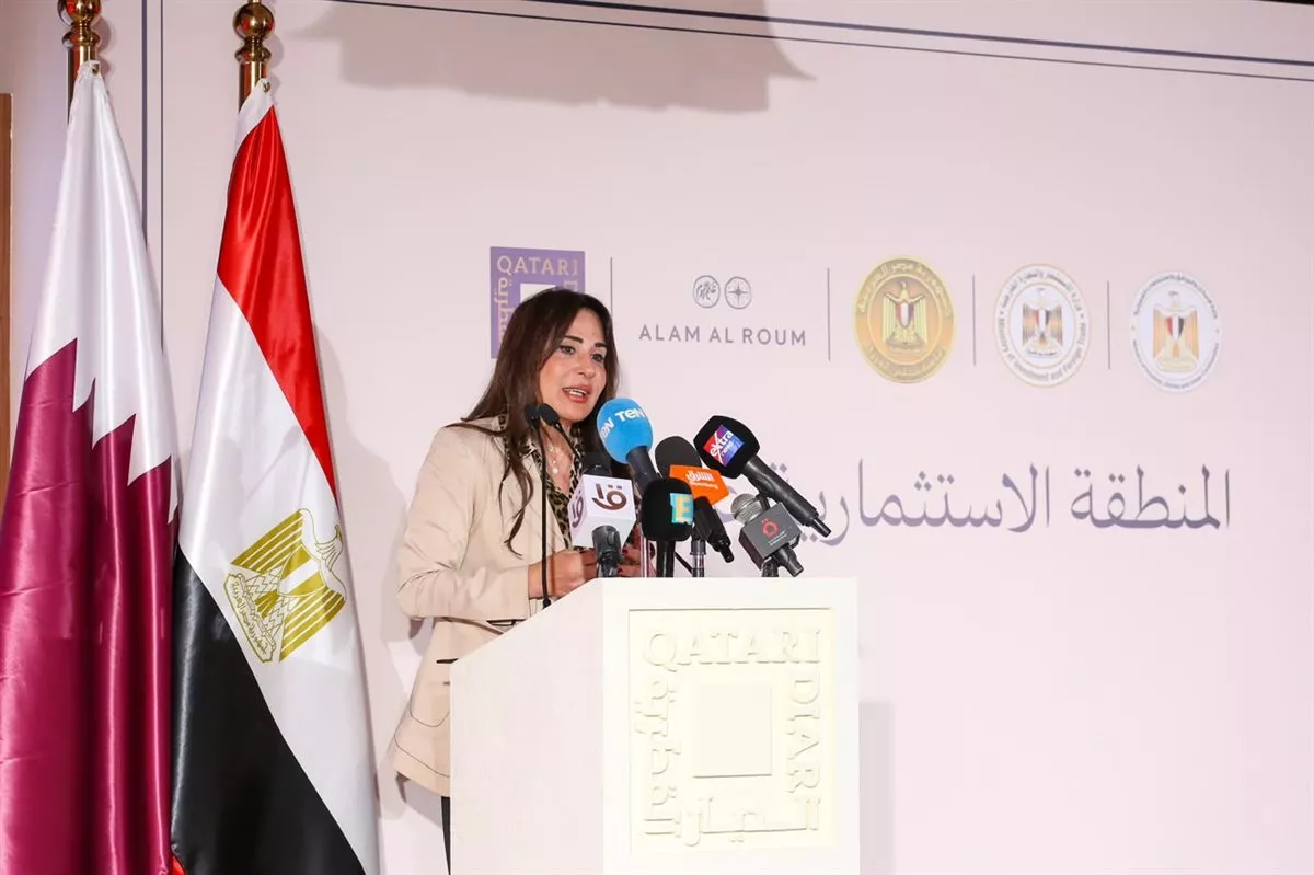 وزيرة الإسكان تطلق المنطقة الاستثمارية بمشروع علم الروم في الساحل الشمالي 