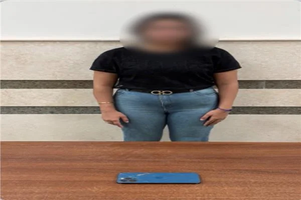 ضبط صانعة محتوى بالدقهلية لنشرها مقاطع فيديو خادشة للحياء 