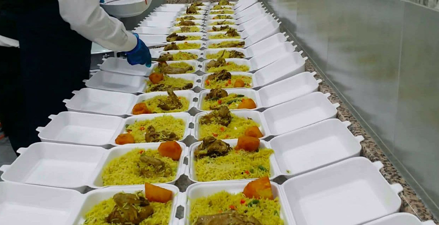 داعية: «إطعام الطعام» أحب الأعمال إلى الله