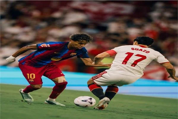 تعادل في الشوط الأول من مباراة برشلونة وإشبيلية 