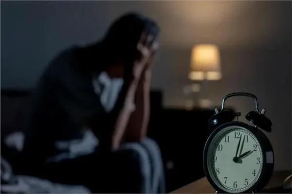  لماذا نستيقظ عند الثالثة فجرا؟.. العلم يكشف سر عادة رافقت البشر عبر التاريخ 