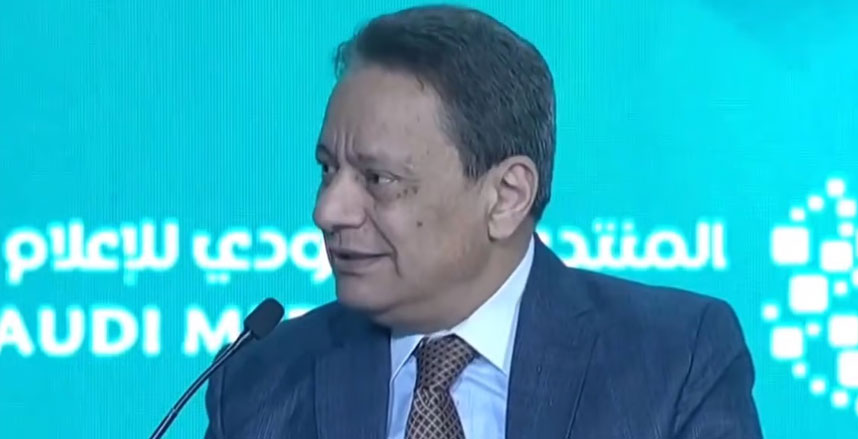 كرم جبر: الإعلام أول المتأثرين بثورة الذكاء الاصطناعي
