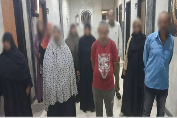 الداخلية تضبط 3 رجال و7 سيدات استغلواالأطفال في التسول بالقاهرة