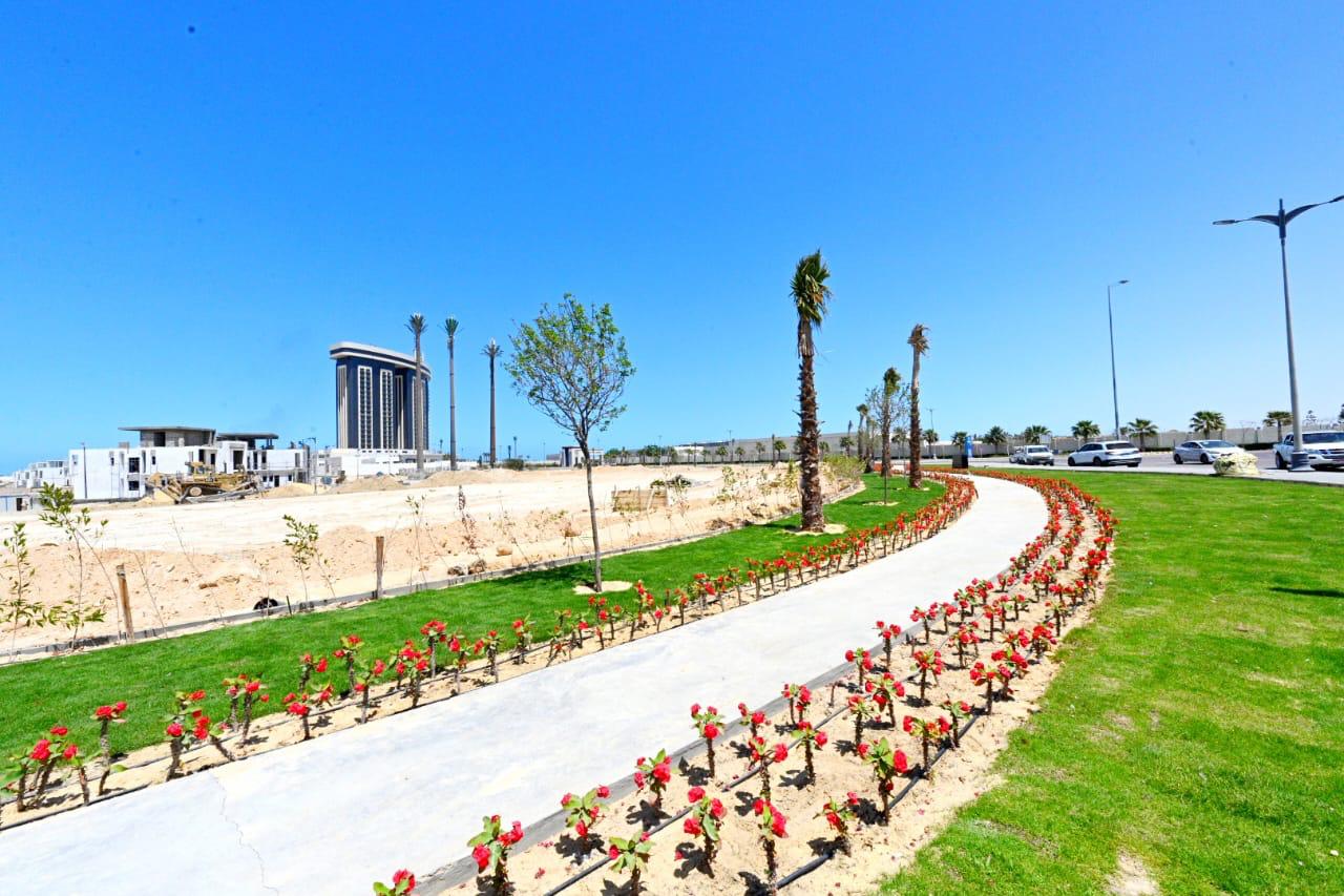 وزير الإسكان يتابع مشروع 