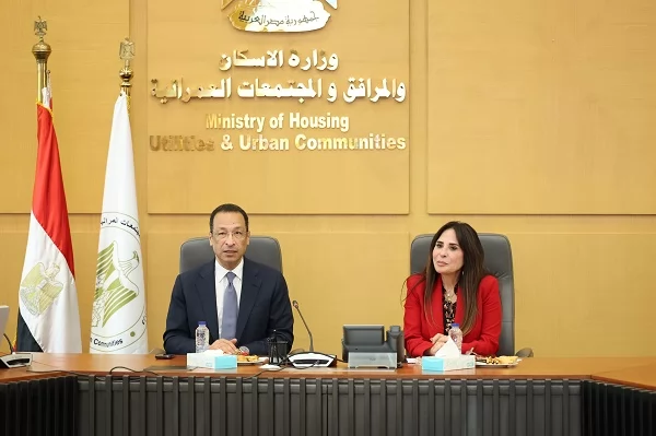 وزيرا الإسكان والاتصالات يتابعان الموقف التنفيذى للمرحلة الأولى من منصة تصدير العقار المصري