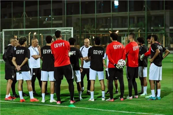 الدرندلي: الأجواء إيجابية في معسكر المنتخب.. وأبو ريدة يدعم اللاعبين والجهاز الفني 