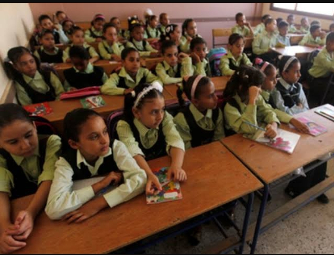مصرع تلميذة سقطت من الدور الثالث بمدرسة في العجوزة 