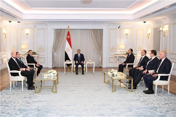  الرئيس السيسي: مصر حريصة على استقرار وازدهار ليبيا الشقيقة 