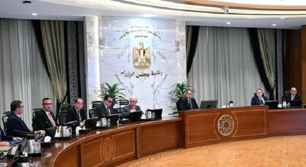 الحكومة: تعليق قرارات إغلاق المحال والمطاعم خلال أسبوع أعياد الأقباط