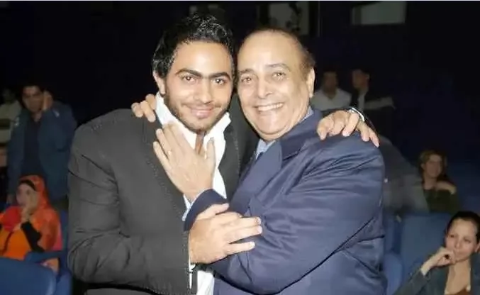 محمد رمضان ينعى والد تامر حسنى بكلمات مؤثرة