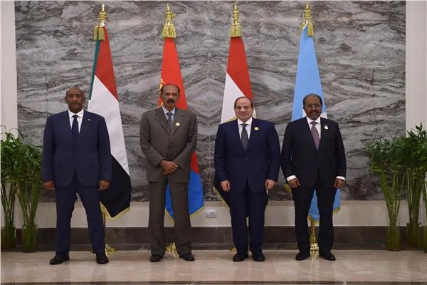 الرئيس السيسي يستضيف قمة رباعية في العلمين مع قادة إريتريا والصومال والسودان 
