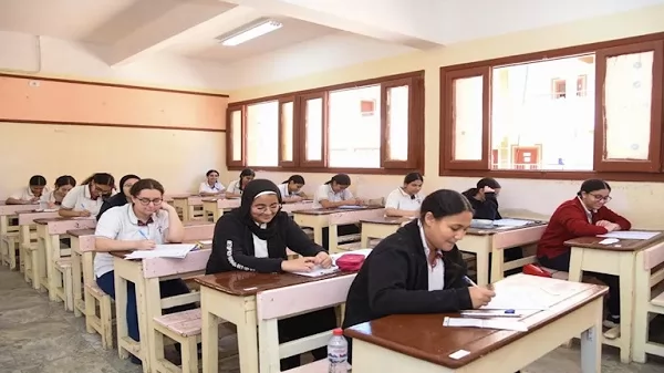 حيرت طلبة الإعدادية..ما جمع كلمة