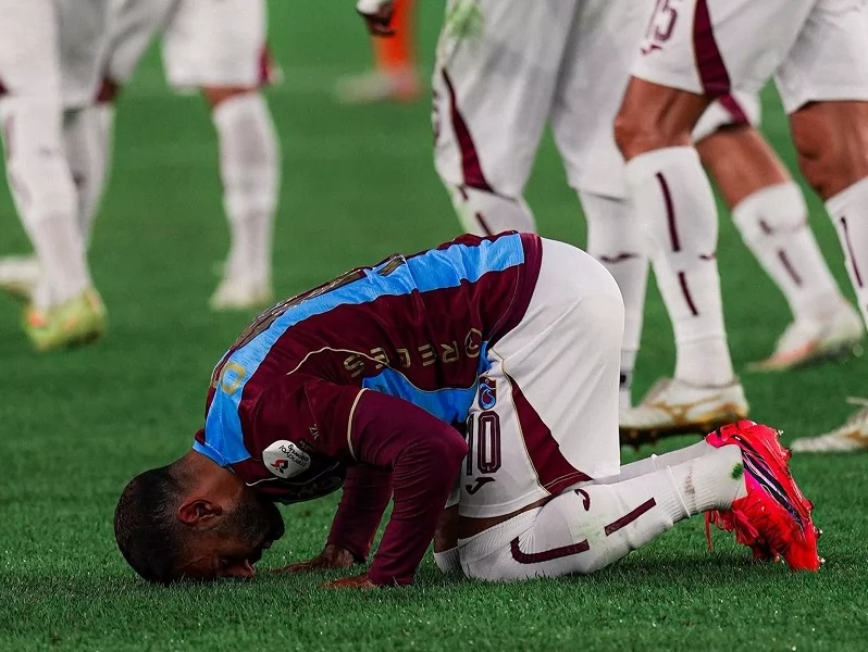 محمد صلاح يقود الهجوم.. تشكيل طرابزون أمام جنتشلر بيرليجي الليلة