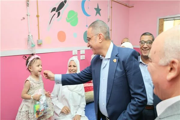 محافظ الجيزة يفتتح القسم الداخلي للأطفال بمستشفى الحوامدية العام 