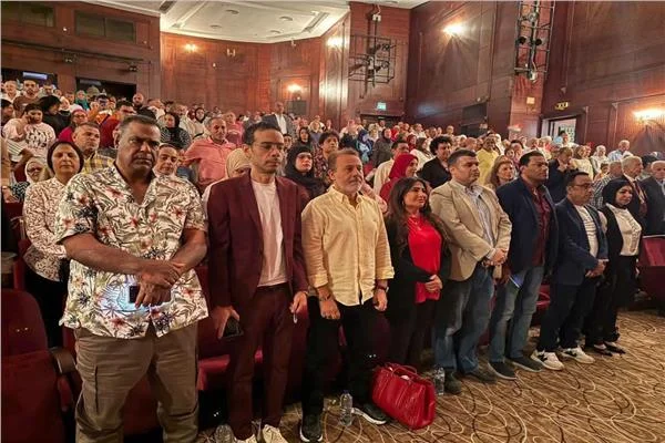  مشروع «المواجهة والتجوال» يصل بعرض «أكتوبر الذهبي» إلى أطفال سيناء 