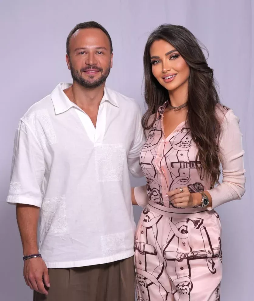 مكسيم خليل يتحدث مع هبة حيدري بصراحة عن سوريا والغربة والدراما السياسية