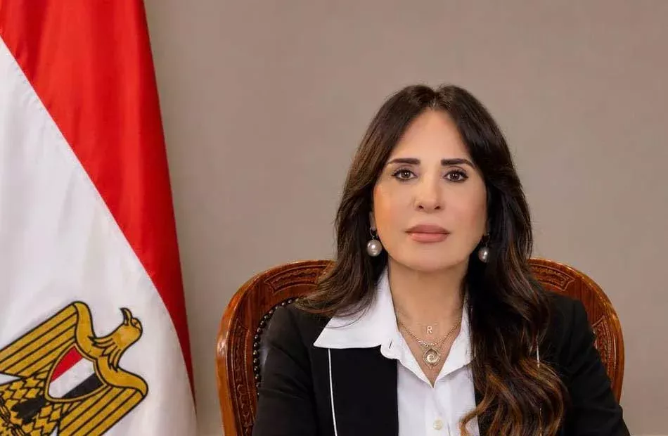 وزيرة الإسكان توجه بتسريع تقنين أراضي العبور والشروق