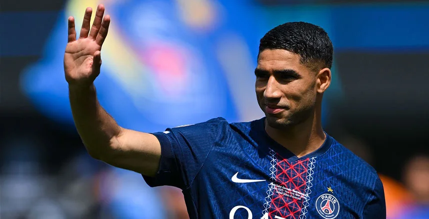 أشرف حكيمي يحقق رقمًا قياسيًا عربيًا في دوري أبطال أوروبا