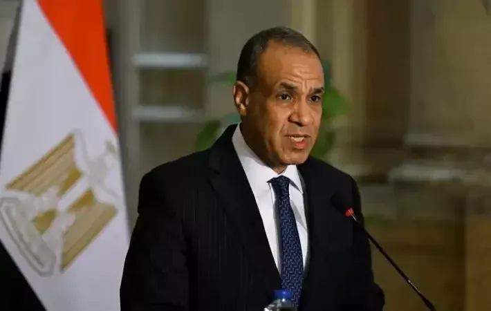 وزير الخارجية يلتقي مستشار الأمن القومي الياباني