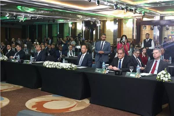 وزير الاتصالات يشارك بالجلسة الافتتاحية لمؤتمر ومعرض الأمن السيبراني caisec’26